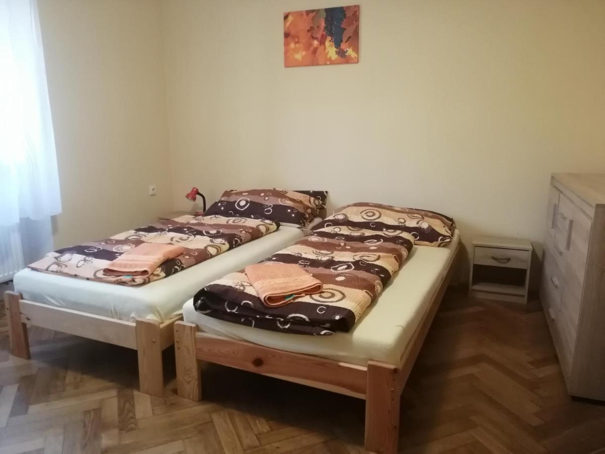 Privat Bohemia Hotel Satov Bagian luar foto