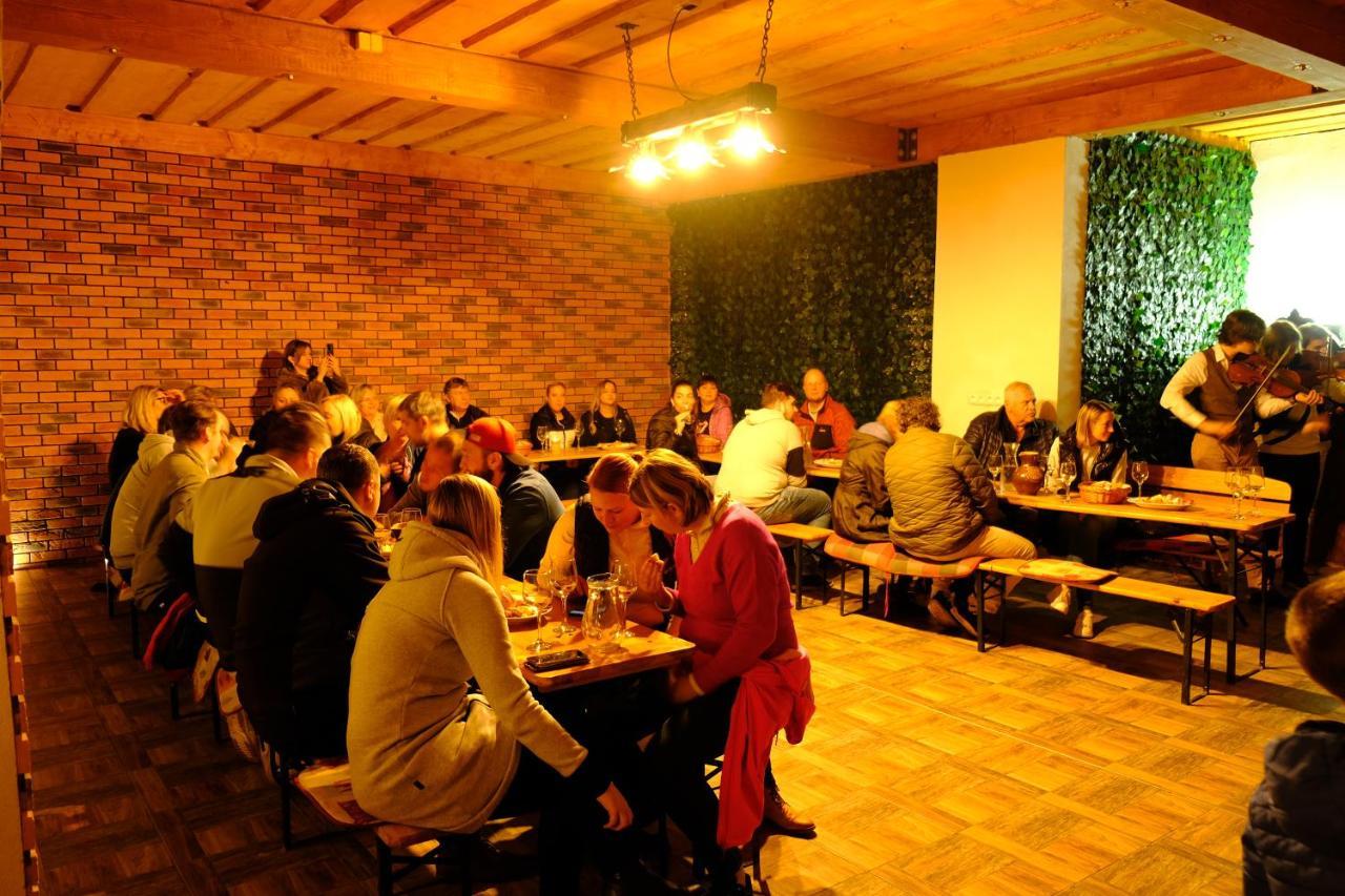 Privat Bohemia Hotel Satov Bagian luar foto