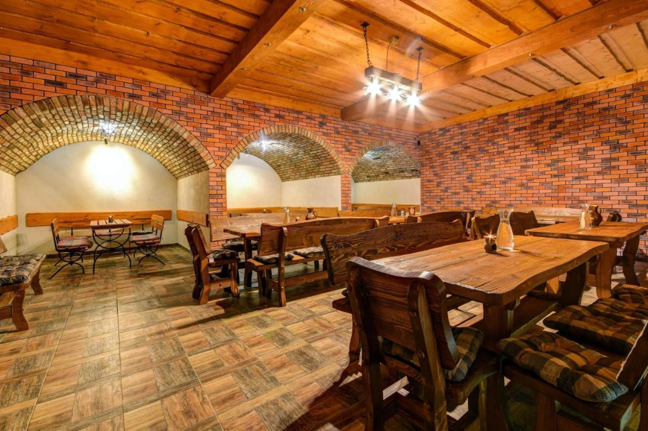 Privat Bohemia Hotel Satov Bagian luar foto