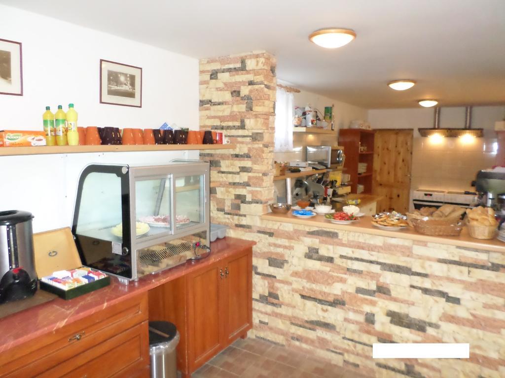 Privat Bohemia Hotel Satov Bagian luar foto